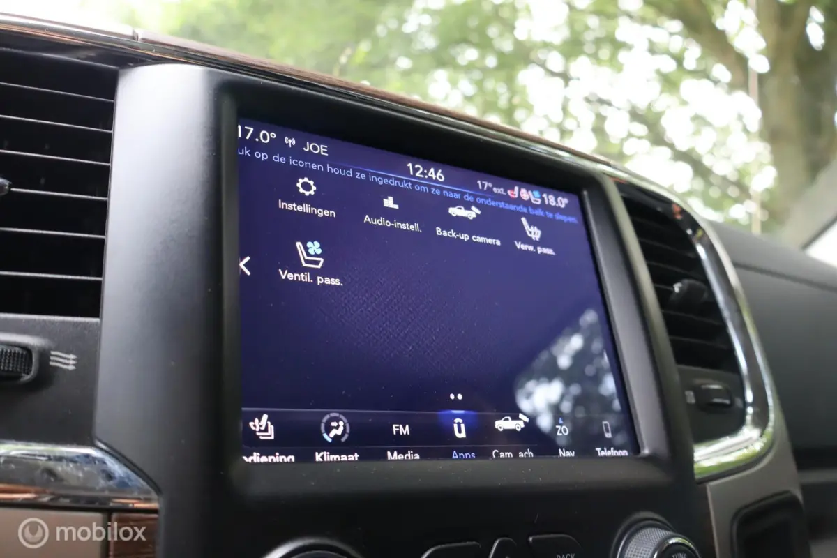 1500 5.7 V8 Crew Cab 5'7 Laramie | VOL OPTIES! |