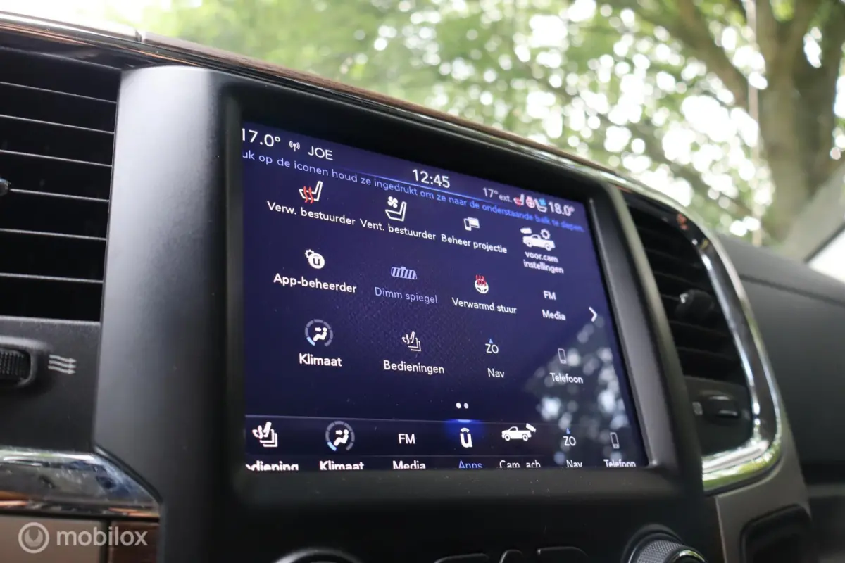 1500 5.7 V8 Crew Cab 5'7 Laramie | VOL OPTIES! |
