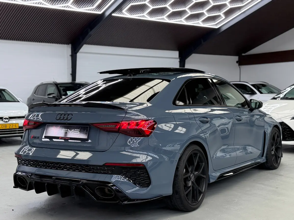 2.5 TFSI Quattro Maxton Panorama