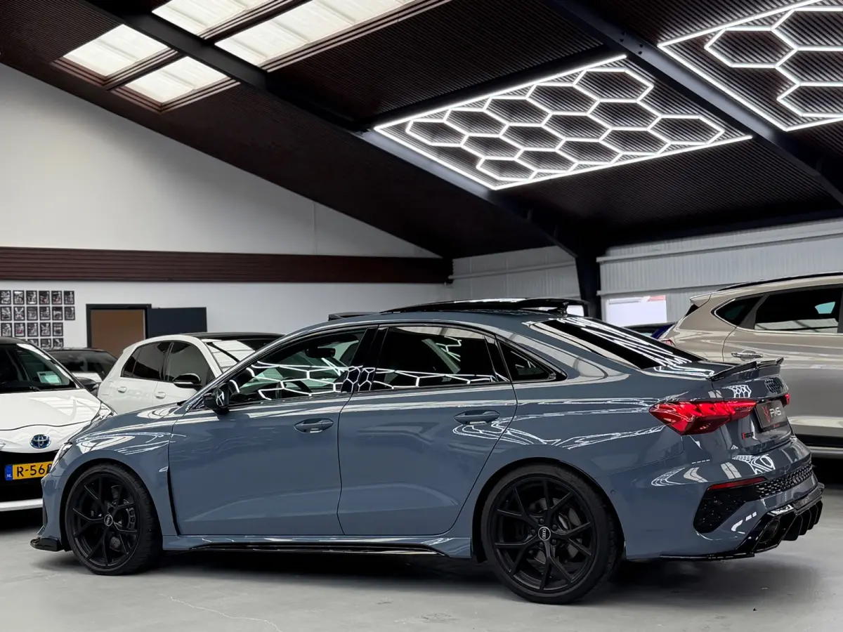 2.5 TFSI Quattro Maxton Panorama