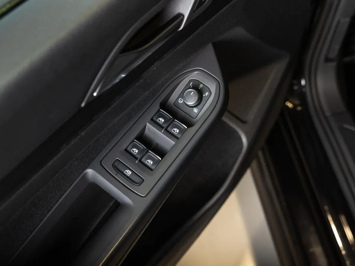 2.0 TSI GTI / 245pk / Achteruitrij camera / Dodehoek assistent / Stoel en stuurverwarming /