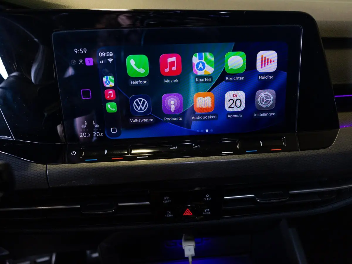 2.0 TSI GTI / 245pk / Achteruitrij camera / Dodehoek assistent / Stoel en stuurverwarming /