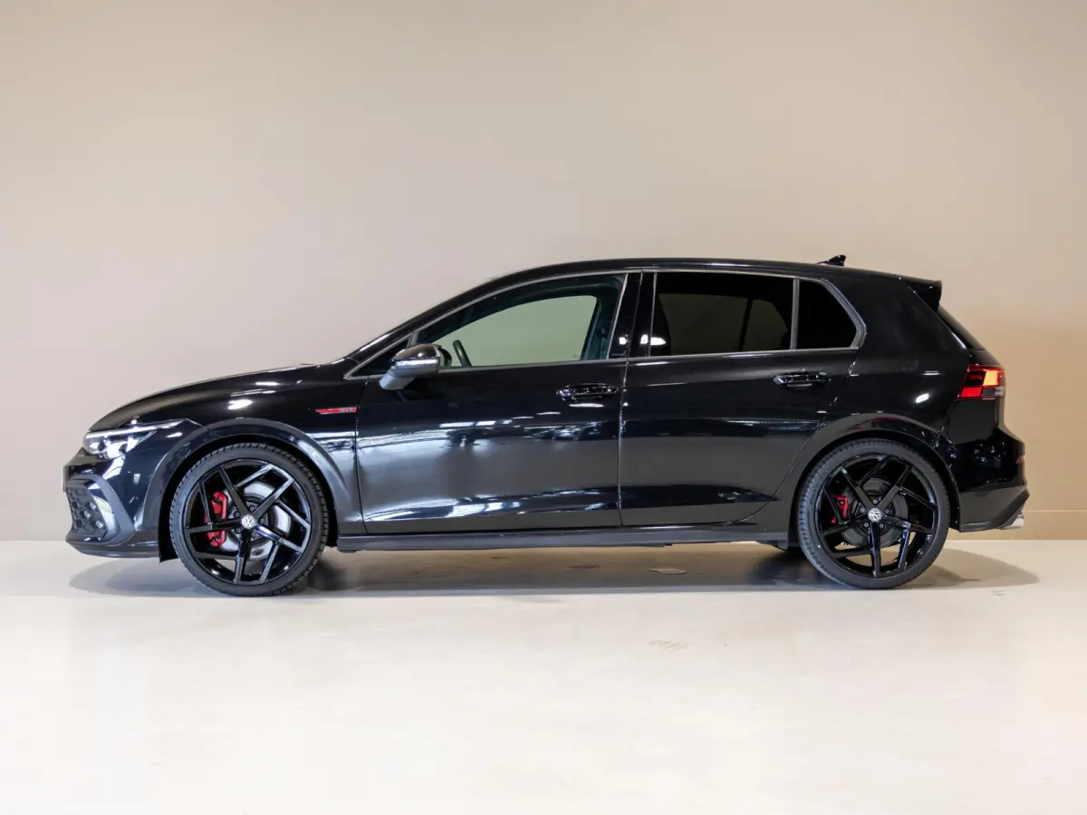 2.0 TSI GTI / 245pk / Achteruitrij camera / Dodehoek assistent / Stoel en stuurverwarming /