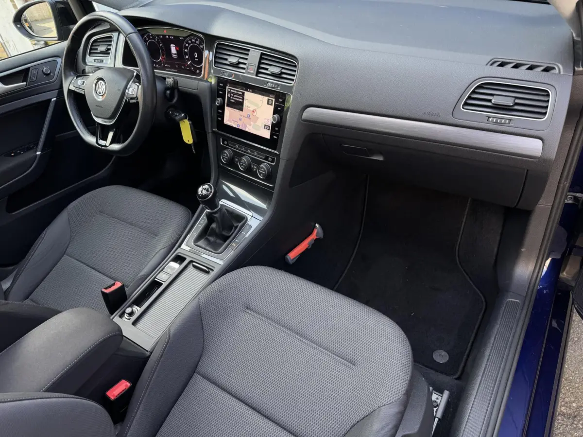 1.0 TSI | R-Line | Pano | Carplay | Virtual cockpit