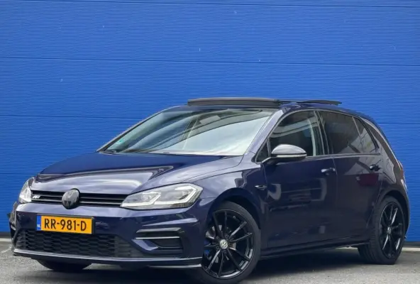 1.0 TSI | R-Line | Pano | Carplay | Virtual cockpit
