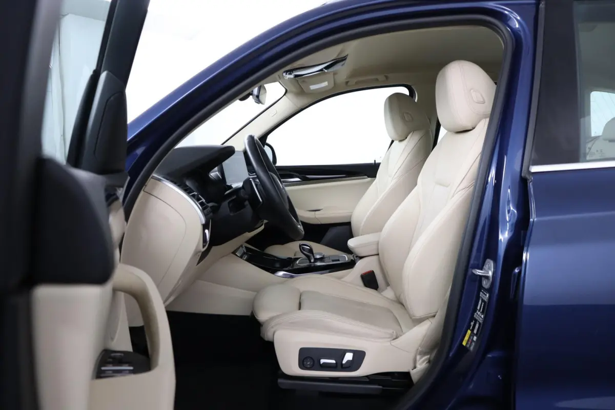 xDrive30e | SOH 96% | Elektrisch verstelbare stoelen | Comfort Access | HIFI | Stoelverwarming