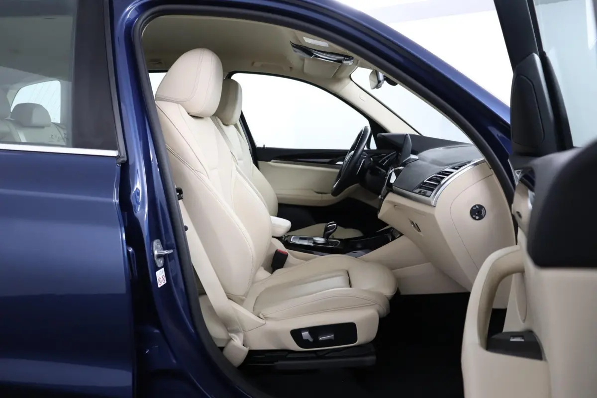 xDrive30e | SOH 96% | Elektrisch verstelbare stoelen | Comfort Access | HIFI | Stoelverwarming