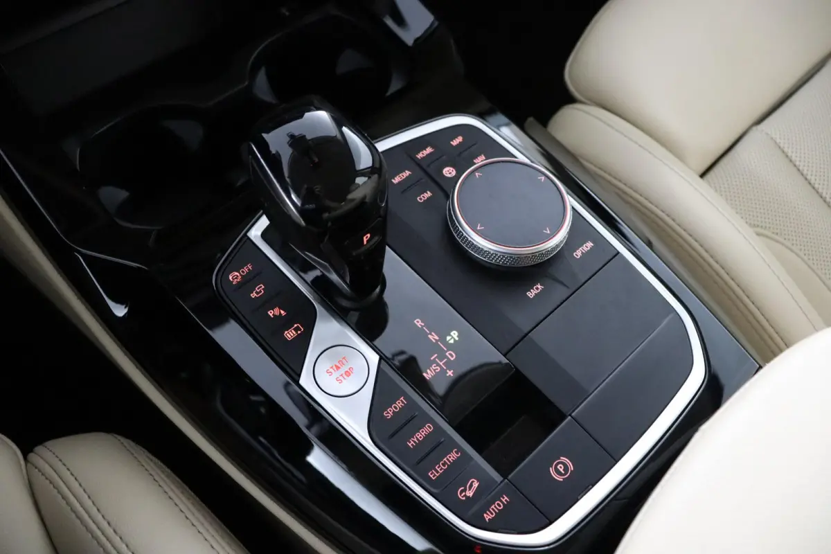 xDrive30e | SOH 96% | Elektrisch verstelbare stoelen | Comfort Access | HIFI | Stoelverwarming