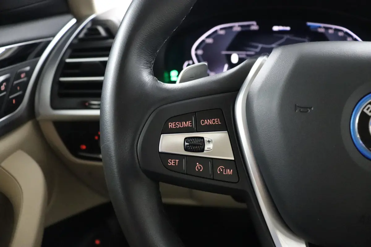 xDrive30e | SOH 96% | Elektrisch verstelbare stoelen | Comfort Access | HIFI | Stoelverwarming