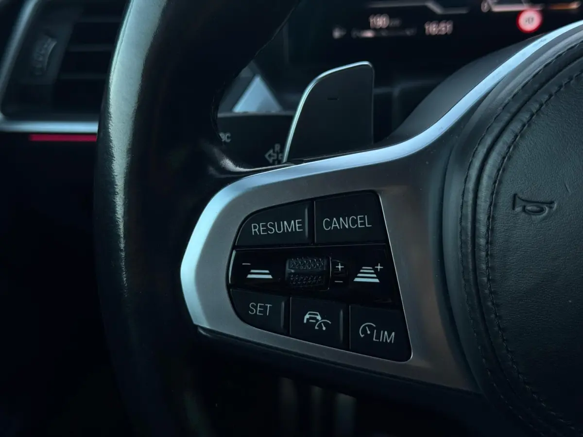 420i High Executive | Facelift | Widescreen