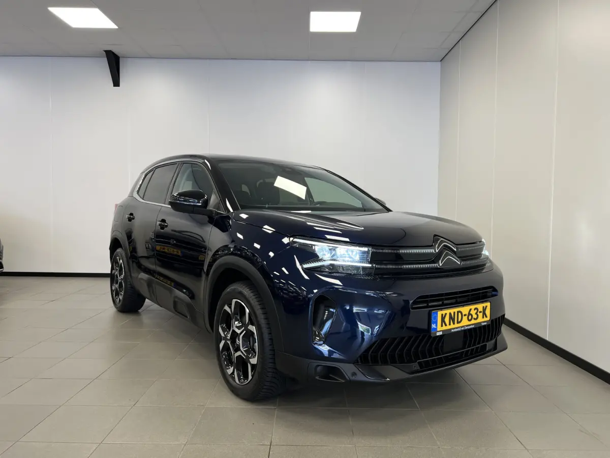 1.2 HYBRID 145PK AUT. PLUS UITV. / KEYLESS / NAVI / CAMERA / STOELVERW. / CRUISE.C/
