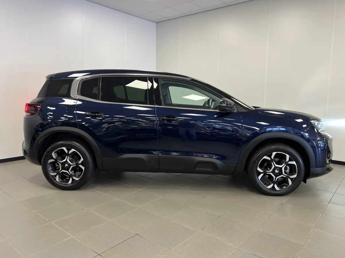 1.2 HYBRID 145PK AUT. PLUS UITV. / KEYLESS / NAVI / CAMERA / STOELVERW. / CRUISE.C/