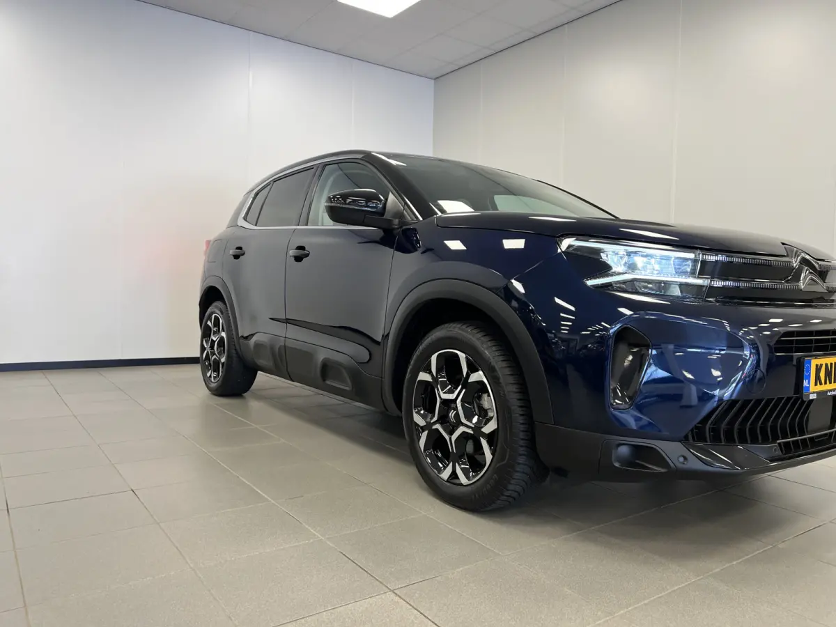 1.2 HYBRID 145PK AUT. PLUS UITV. / KEYLESS / NAVI / CAMERA / STOELVERW. / CRUISE.C/