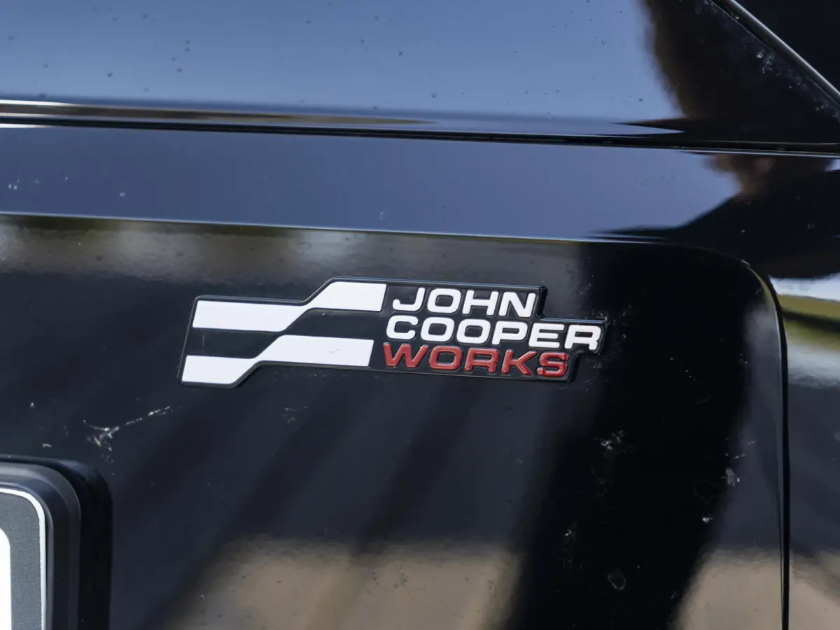 E John Cooper Works | L-Pakket | Glazen panoramadak | Stoel & Stuurverwarming | Harman Kardon |