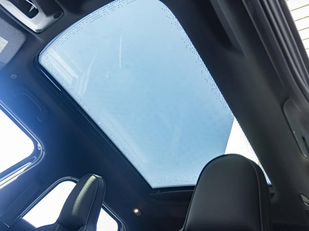 E John Cooper Works | L-Pakket | Glazen panoramadak | Stoel & Stuurverwarming | Harman Kardon |