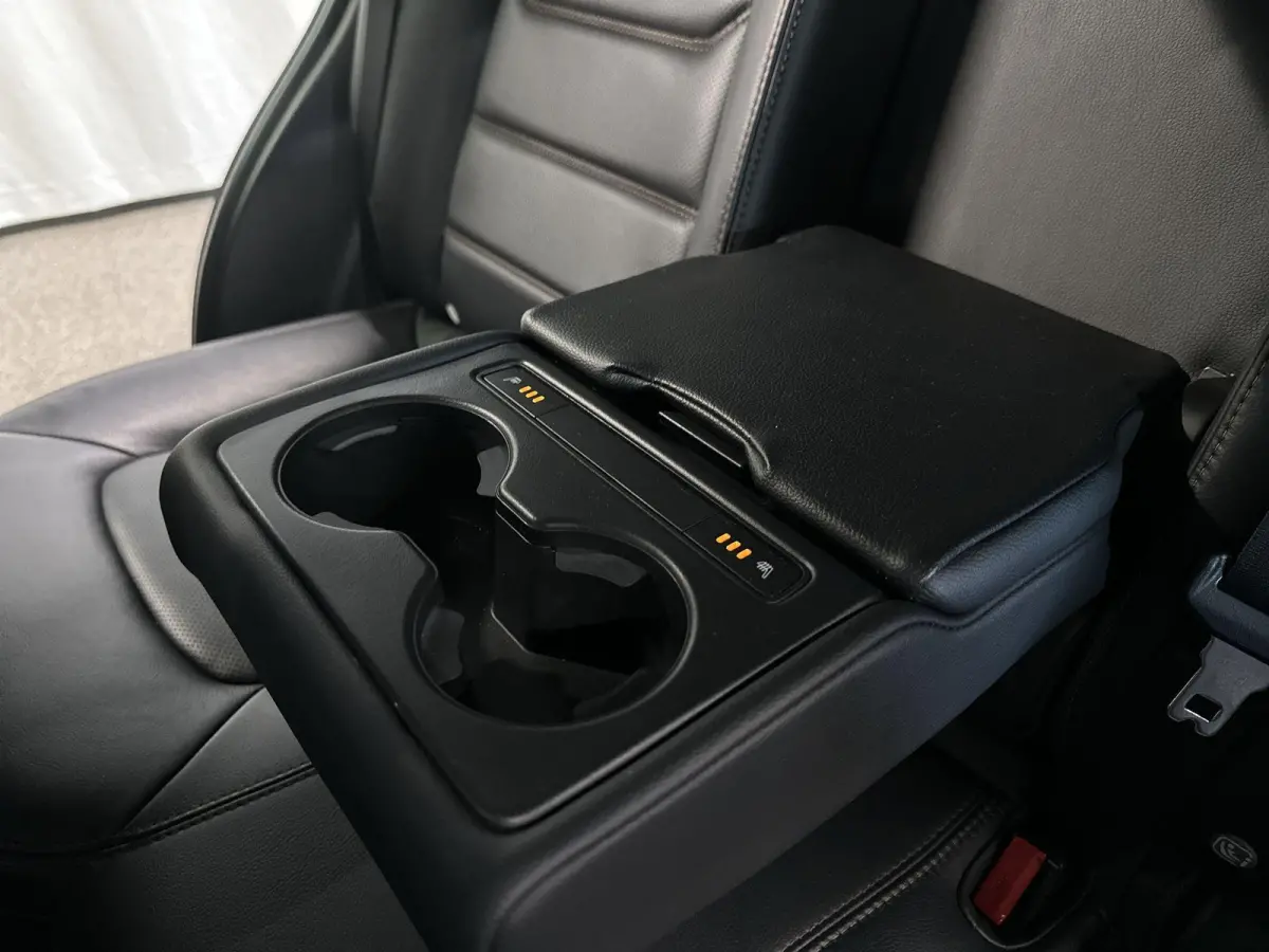 2.5 SkyActiv-G 194 Luxury Automaat | Leder | Bose | Schuifdak