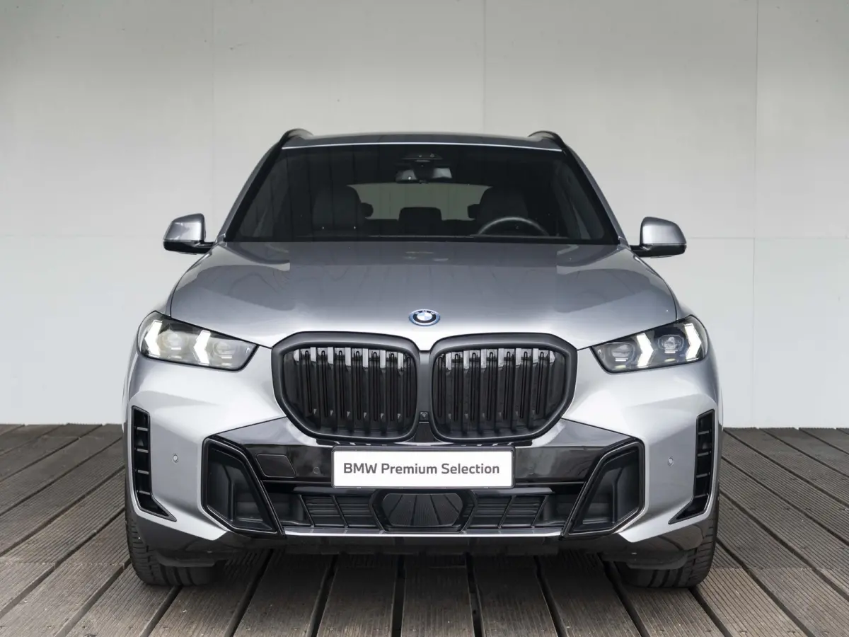 xDrive50e SoH 100% | M Sportpakket Pro | Innovation Pack | Comfort Pack | 21 inch | Comfort stoelen | Driving Assistant Professional | Harman Kardon | BMW Iconic Glow nierengrille