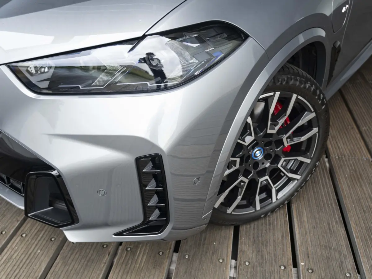 xDrive50e SoH 100% | M Sportpakket Pro | Innovation Pack | Comfort Pack | 21 inch | Comfort stoelen | Driving Assistant Professional | Harman Kardon | BMW Iconic Glow nierengrille