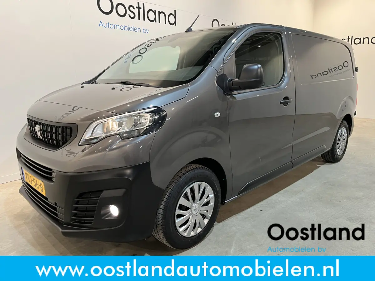 1.5 HDI L2 / Euro 6 / Airco / CarPlay / Cruise Control / Trekhaak / PDC / Navigatie / 3-Zits / 82.600 KM !!