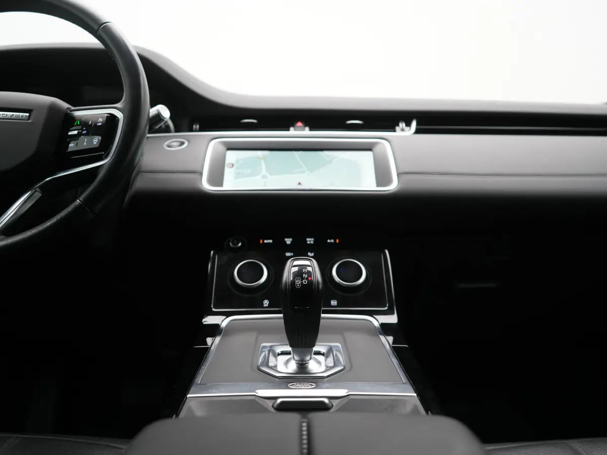 P300e AWD S PHEV 309pk Dealer O.H. | Trekhaak Afn. | Adaptive Cruise | 360 Camera | Lederen Comfortstoelen Memory & Verwarmd | Keyless | Blis | Stuur Verwarmd | Apple Carplay | Navigatie | D
