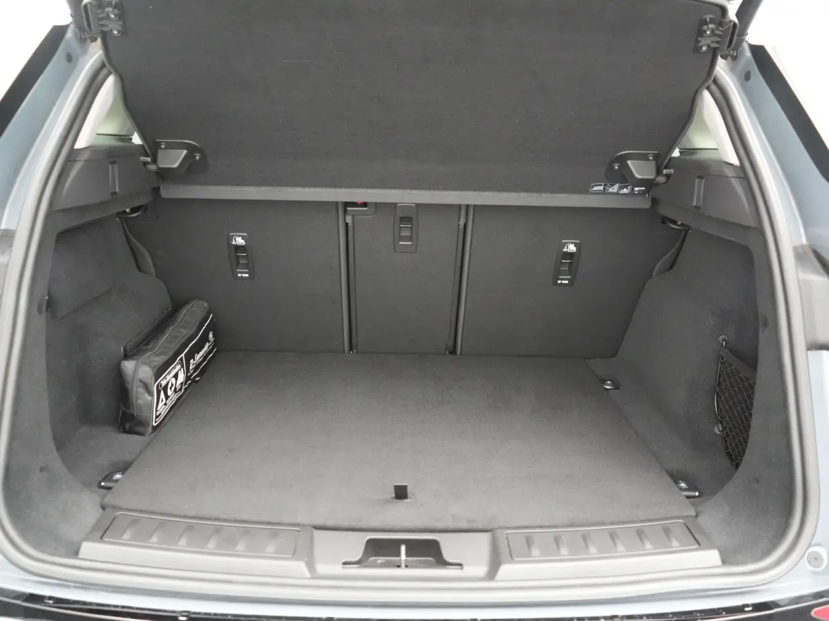 P300e AWD S PHEV 309pk Dealer O.H. | Trekhaak Afn. | Adaptive Cruise | 360 Camera | Lederen Comfortstoelen Memory & Verwarmd | Keyless | Blis | Stuur Verwarmd | Apple Carplay | Navigatie | D