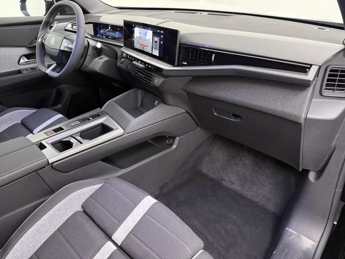 1.6 Turbo Plug-in-Hybrid 1500kg Trekgewicht Nav/Stoelverw./Camera/Comfort.Stoelen/ad.Cruise/Vc/CarPlay/Led