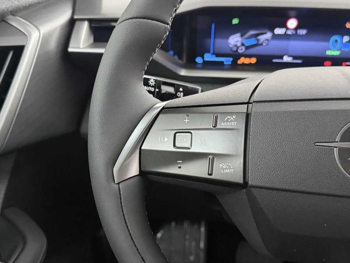 1.6 Turbo Plug-in-Hybrid 1500kg Trekgewicht Nav/Stoelverw./Camera/Comfort.Stoelen/ad.Cruise/Vc/CarPlay/Led