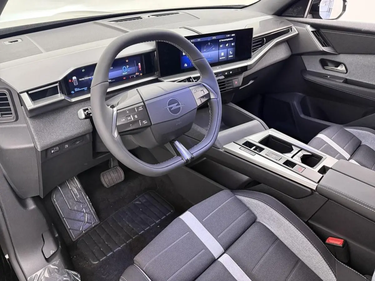1.6 Turbo Plug-in-Hybrid 1500kg Trekgewicht Nav/Stoelverw./Camera/Comfort.Stoelen/ad.Cruise/Vc/CarPlay/Led