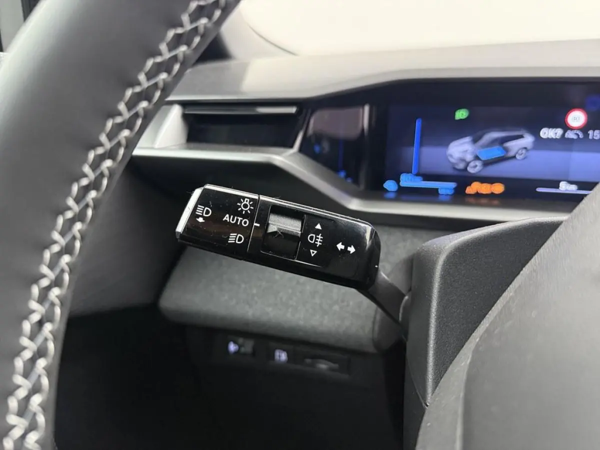 1.6 Turbo Plug-in-Hybrid 1500kg Trekgewicht Nav/Stoelverw./Camera/Comfort.Stoelen/ad.Cruise/Vc/CarPlay/Led