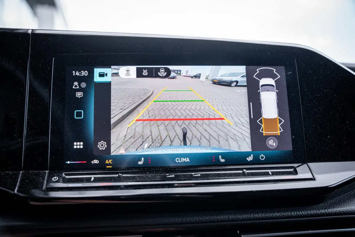 2.0 TDI Style | Achteruitrijcamera | Airco | Apple Carplay/Android Auto|telefoonintegratie premium