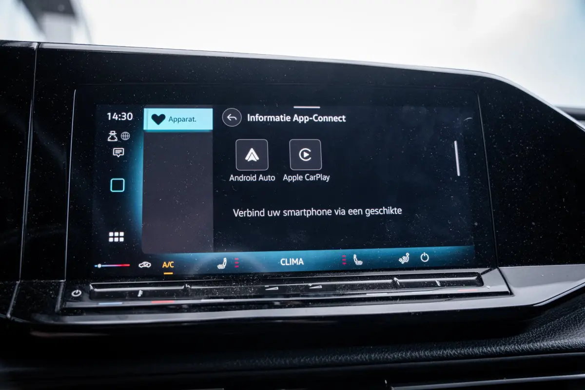 2.0 TDI Style | Achteruitrijcamera | Airco | Apple Carplay/Android Auto|telefoonintegratie premium