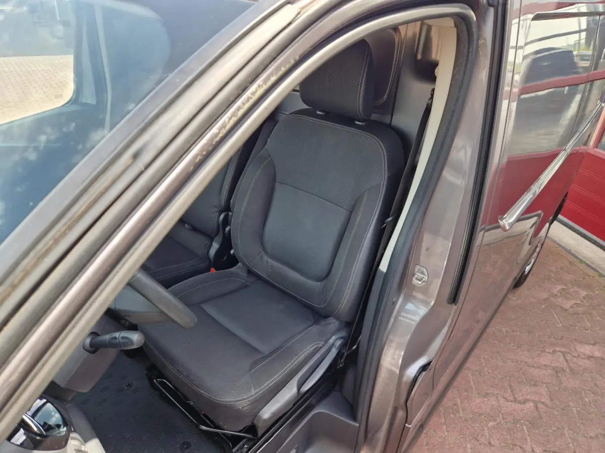 bestel 2.0 dCi 120 T29 L2H1 Business 6MND BOVAG| NAVI|CAMERA|TREKHAAK|PDC|AIRCO