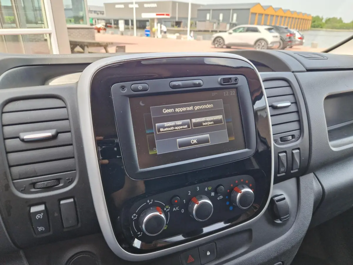 bestel 2.0 dCi 120 T29 L2H1 Business 6MND BOVAG| NAVI|CAMERA|TREKHAAK|PDC|AIRCO