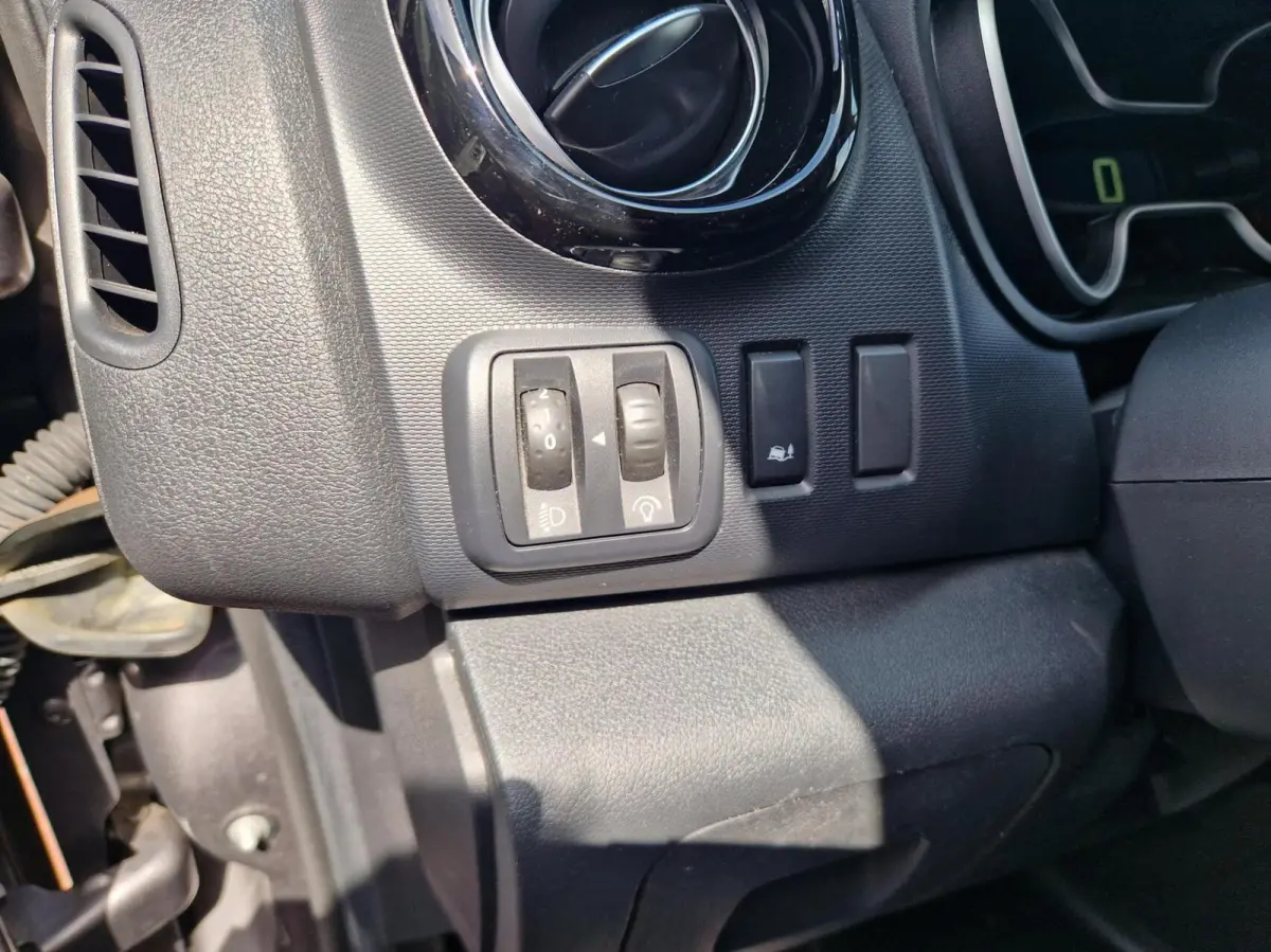 bestel 2.0 dCi 120 T29 L2H1 Business 6MND BOVAG| NAVI|CAMERA|TREKHAAK|PDC|AIRCO