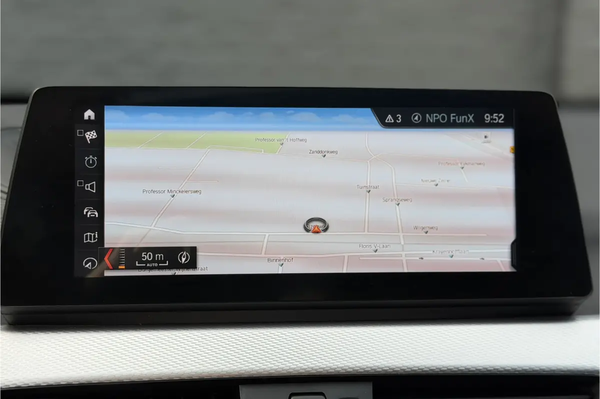 xDrive25e M-Sport | Panodak | Head-Up | Camera | Adaptive Cruise | Comfort Access | 35X op voorraad