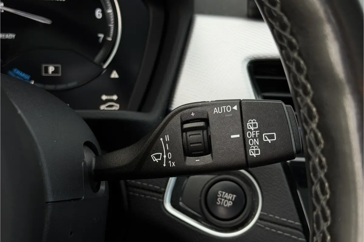 xDrive25e M-Sport | Panodak | Head-Up | Camera | Adaptive Cruise | Comfort Access | 35X op voorraad