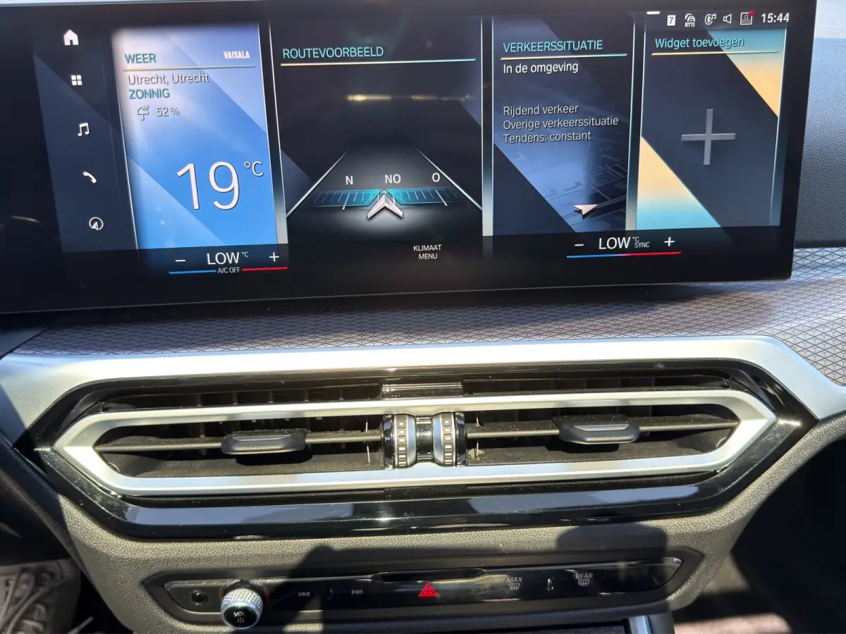 330e M-Sport Volleder | SoH 94% | 360 camera | Panoramadak | Cruise control adaptief | Verwarmd stuurwiel en stoelen |