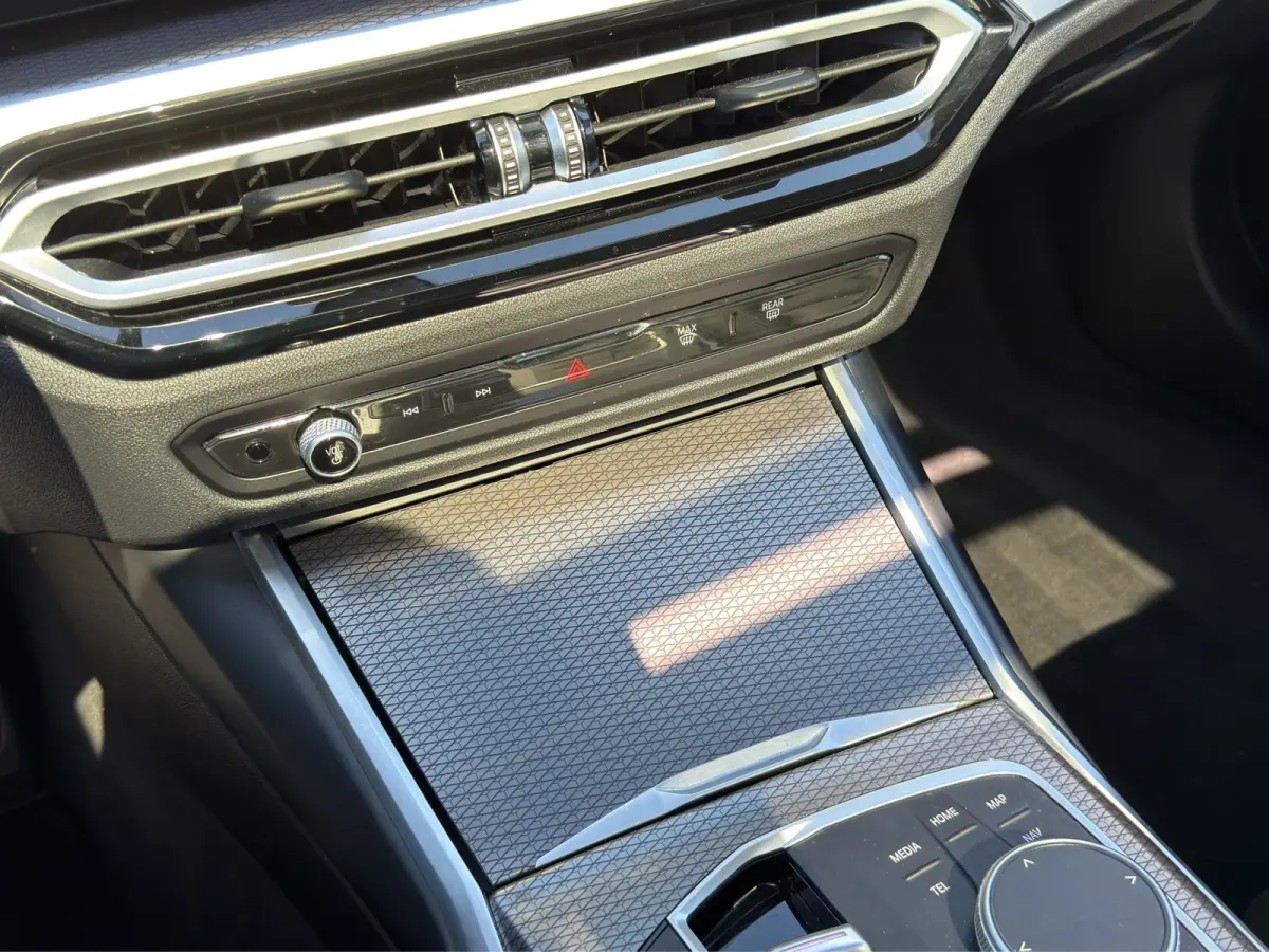 330e M-Sport Volleder | SoH 94% | 360 camera | Panoramadak | Cruise control adaptief | Verwarmd stuurwiel en stoelen |