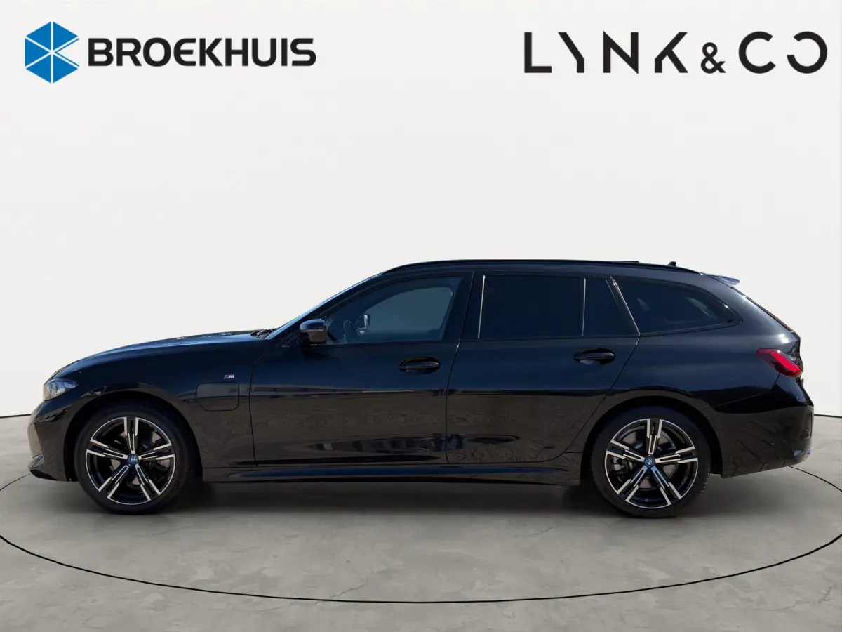330e M-Sport Volleder | SoH 94% | 360 camera | Panoramadak | Cruise control adaptief | Verwarmd stuurwiel en stoelen |