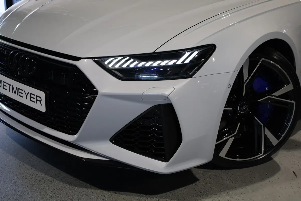 RS 6 TFSI quattro |Pano |B&O Adv. |Keramische |Stoelvent. |Head-Up |4wielbesturing |Audi exclusive interieur