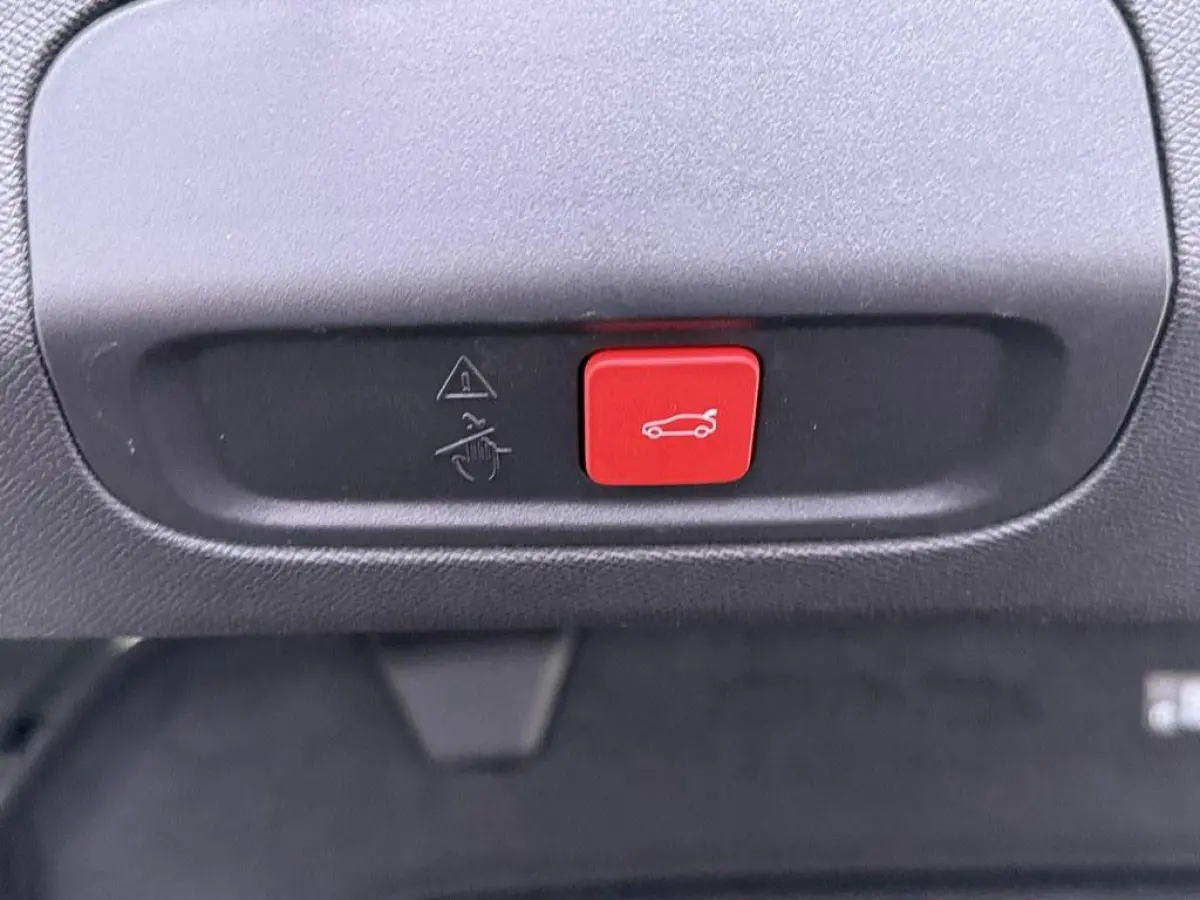1.6T Plug-in HYbrid 225PK Automaat GT Alcantara/ Nav/Camera/Led/El.Klep/CarPlay