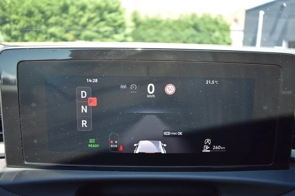 1.5 eTSI 115PK DSG Life First Edition | Multimedia Pakket | Dode-hoek detectie | Elektrisch wegklapbare trekhaak | Schuif-kanteldak | VERLENGDE GARANTIE