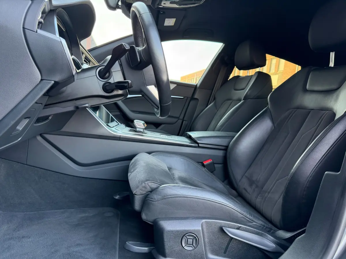 50 TFSI e Quattro S-Line, CarPlay, Sfeerverlichting, Daytona grijs