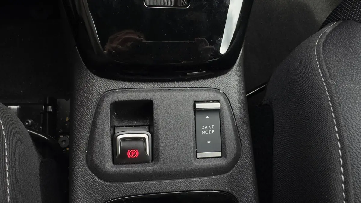 1.2 Turbo Hybrid GS Automaat | Camera | Keyless | Cruise Control | Apple Carplay / Android Auto | | Afwijkende dakkleur | Airco | Armsteun voor