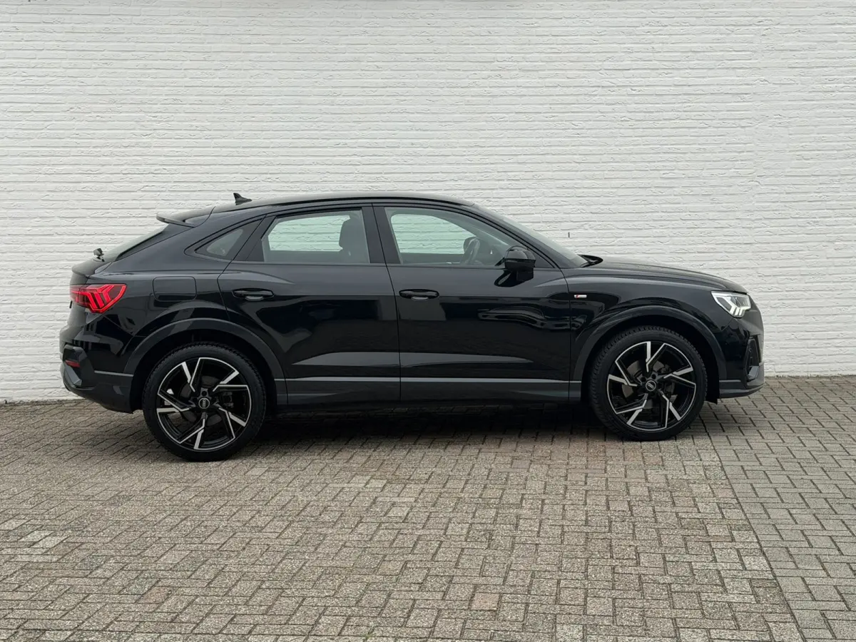 35 TFSI S-line Mild Hybrid Adaptive cruise Digitaal dashboard Led Clima Stoelverwarming Carplay