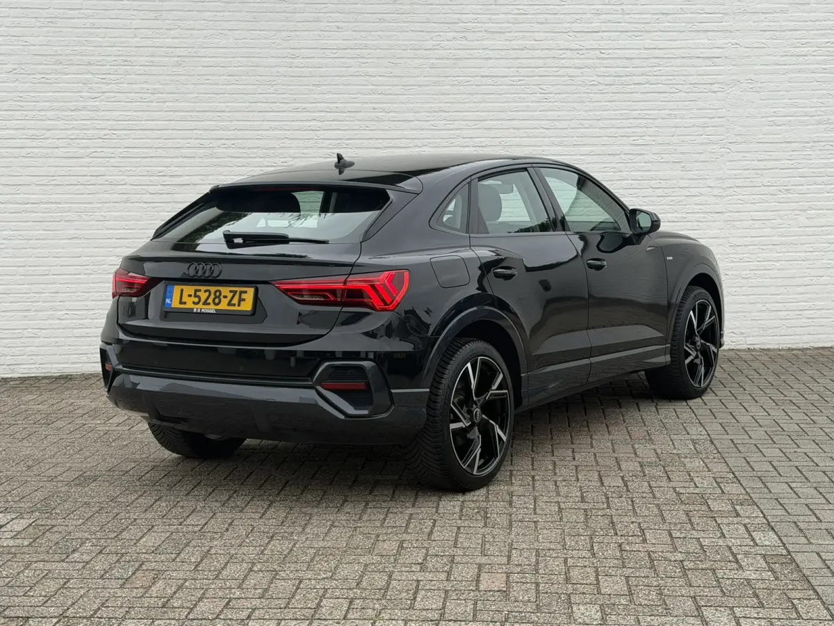 35 TFSI S-line Mild Hybrid Adaptive cruise Digitaal dashboard Led Clima Stoelverwarming Carplay