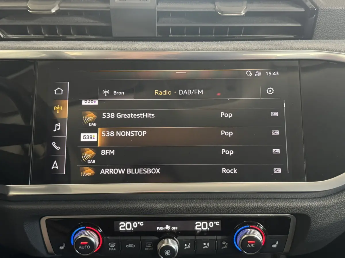 35 TFSI S-line Mild Hybrid Adaptive cruise Digitaal dashboard Led Clima Stoelverwarming Carplay