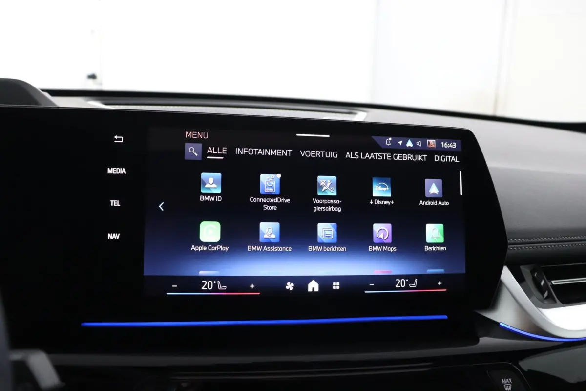 xDrive25e | SOH 100% | M Sportpakket Pro | Innovation Pack | Trekhaak | Panoramadak | Driving Assistant Plus