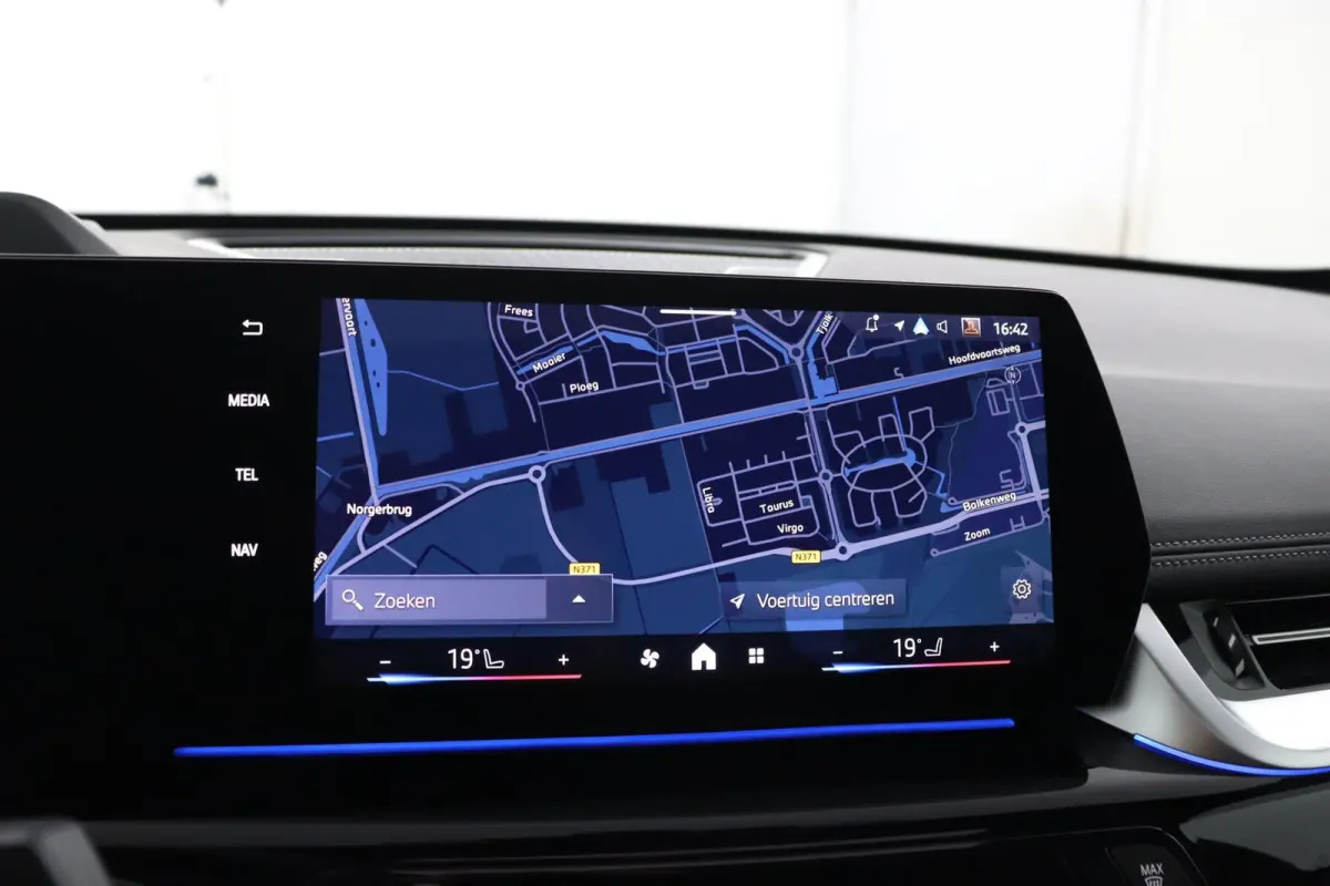 xDrive25e | SOH 100% | M Sportpakket Pro | Innovation Pack | Trekhaak | Panoramadak | Driving Assistant Plus