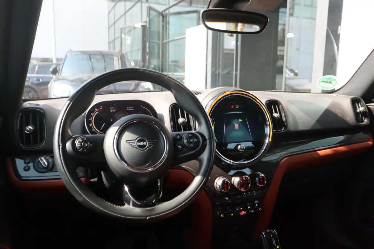 Cooper | Parkeersensoren achter | Comfort Acces | Harman Kardon | Piano black exterieur | Leder